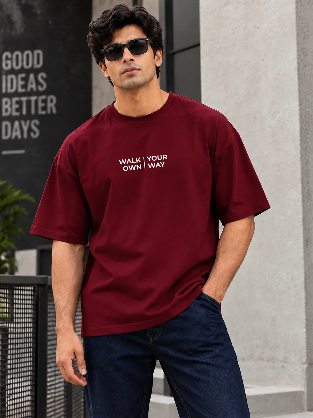 MAVERICK - OVERSIZED ROUND NECK
