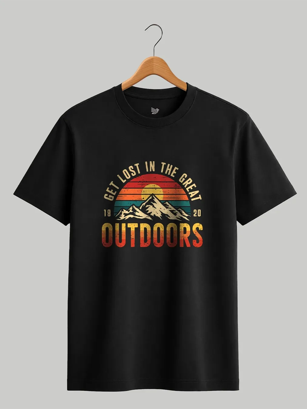 OUTDOORS ROUND NECK