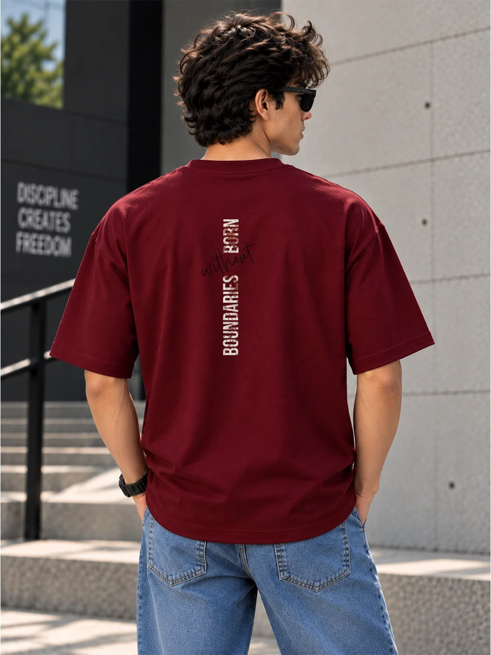 UNTAMED - OVERSIZED ROUND NECK Secondary image