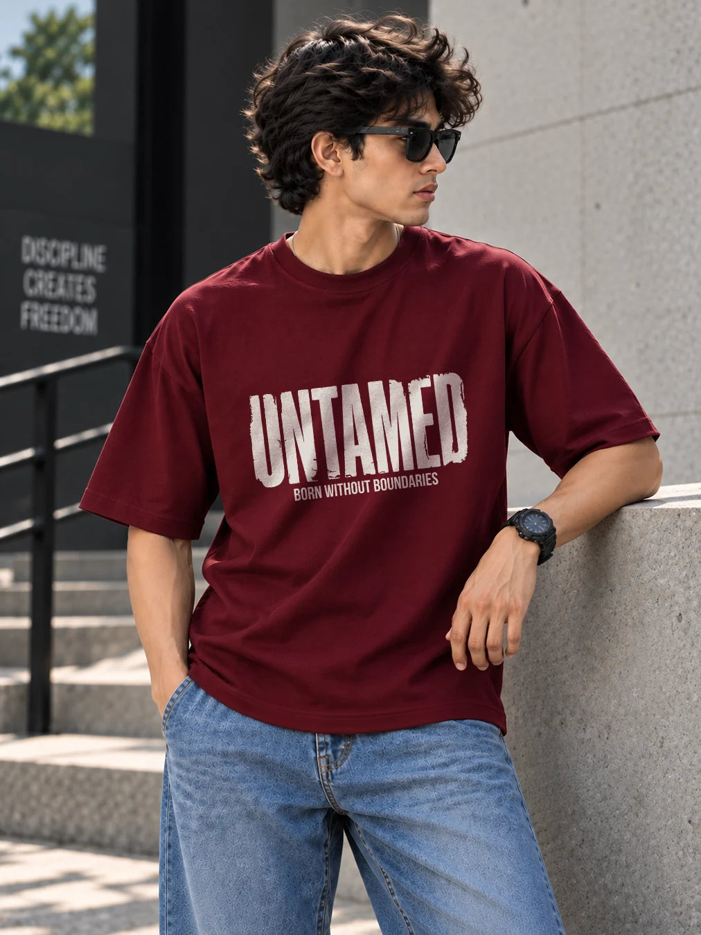 UNTAMED - OVERSIZED ROUND NECK