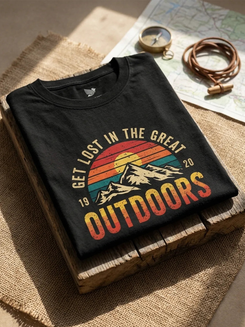 OUTDOORS ROUND NECK